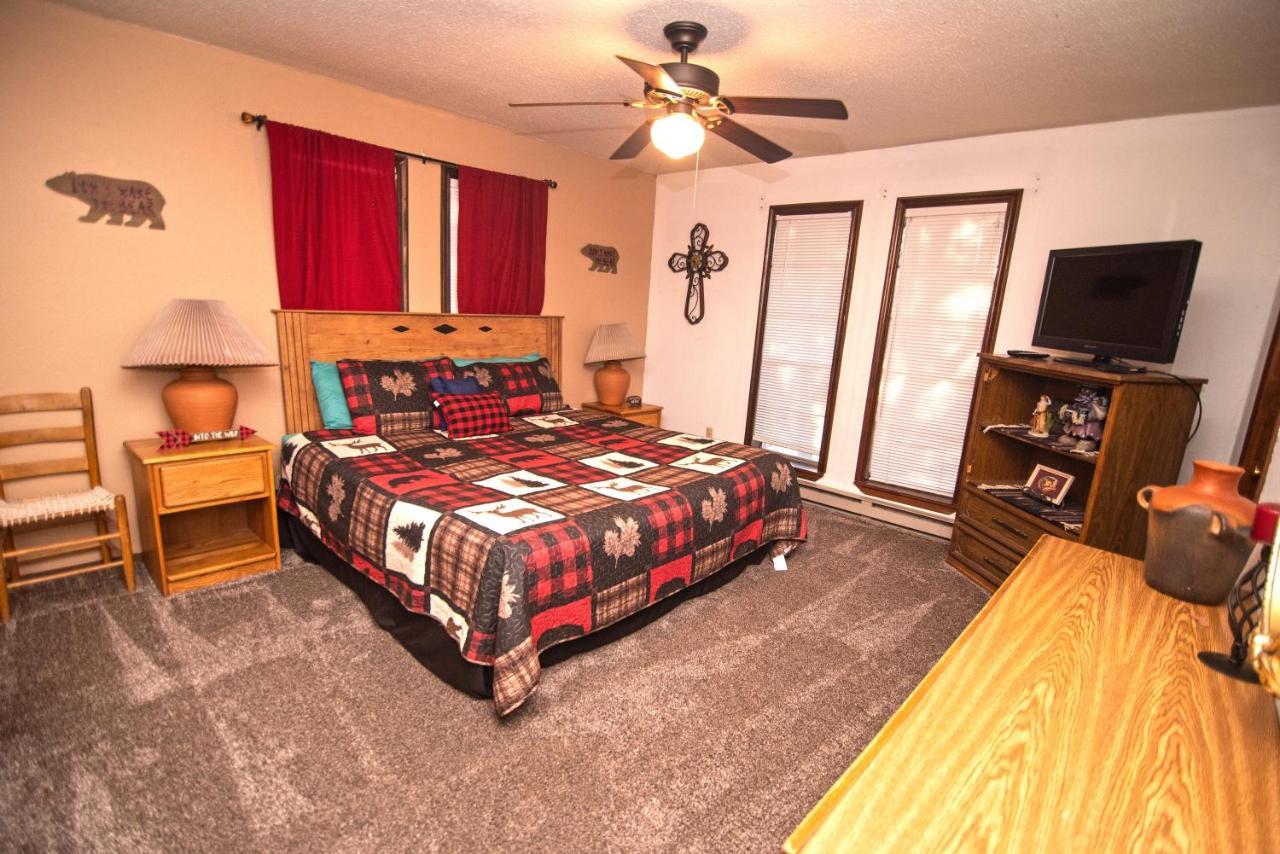Huge Ruidoso Retreat With Game Room, Pool, 2 Balconies, 2 Kitchens - Sleeps 17! 외부 사진