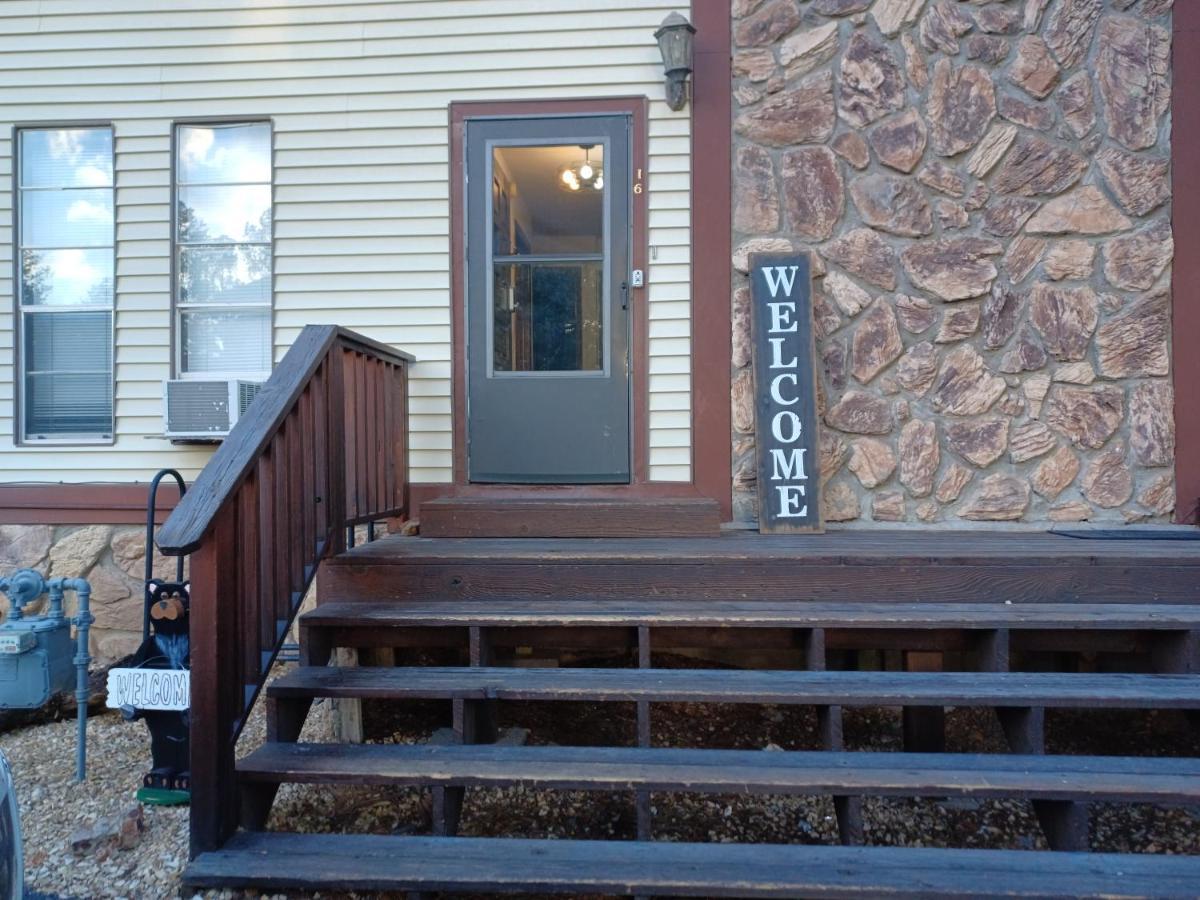 Huge Ruidoso Retreat With Game Room, Pool, 2 Balconies, 2 Kitchens - Sleeps 17! 외부 사진